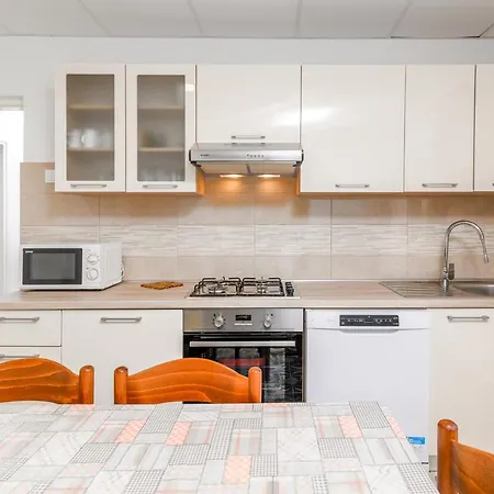 By The Sea Banjole, - 2229