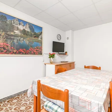 By The Sea Banjole, - 2229