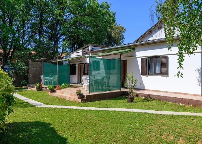 By The Sea Banjole, - 2229